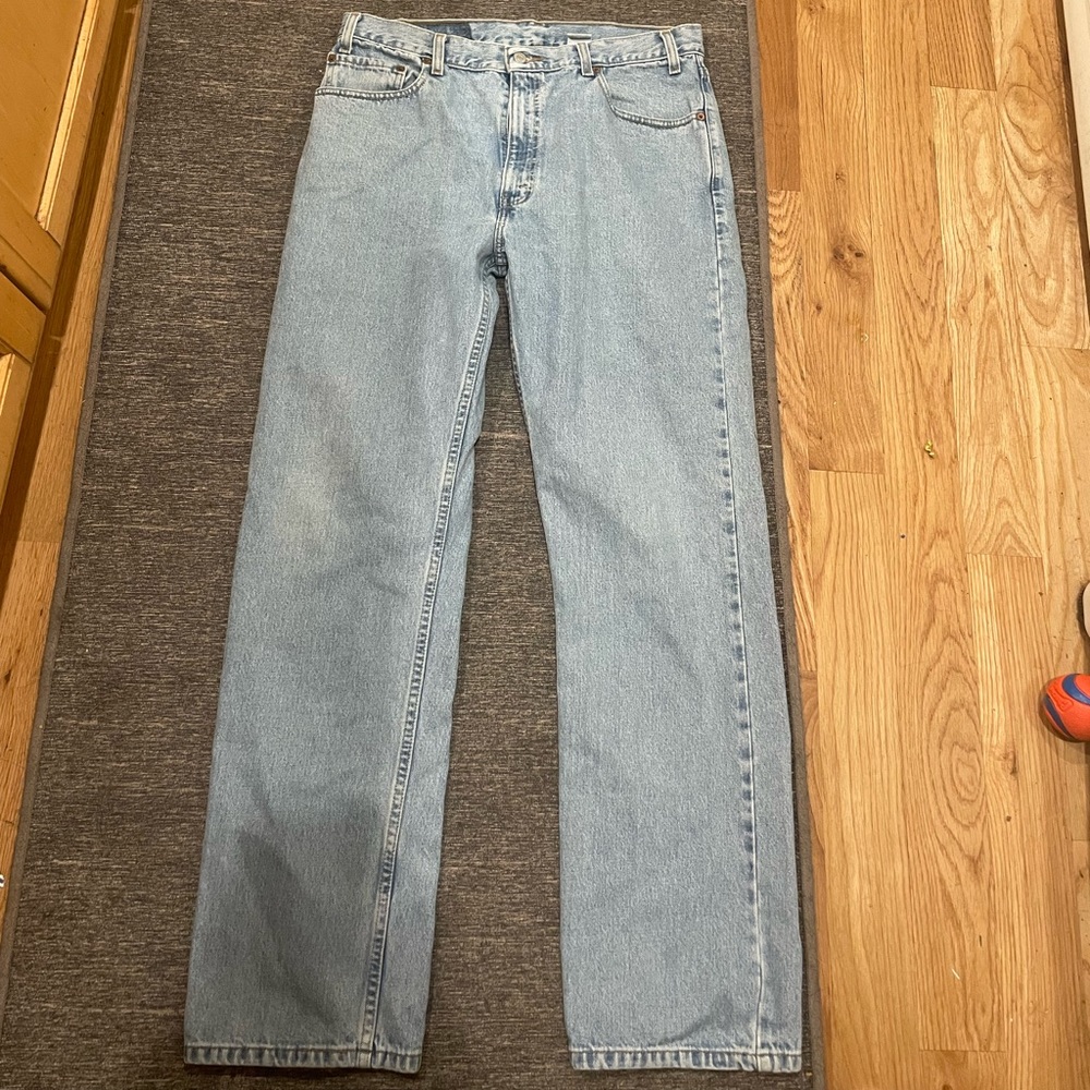 Vintage Levi’s 505 relaxed fit jeans